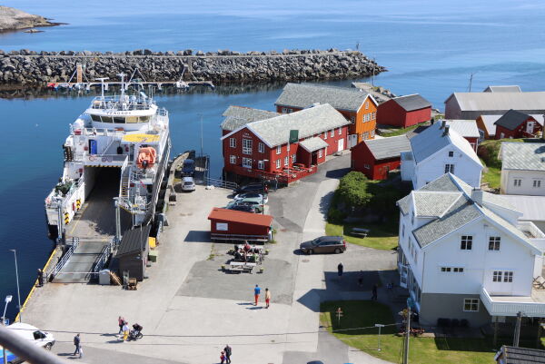 Ona og Sandøy får svar i fylkestinget