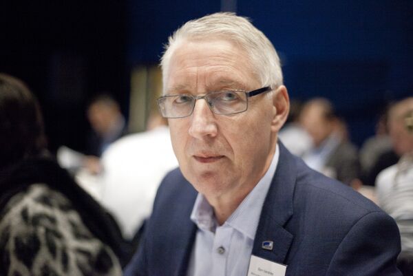 Reagerer på permanent tannlegeflytting til Vatne