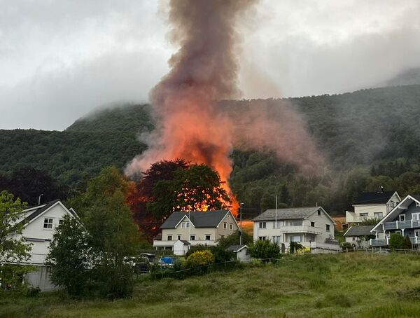 Brann ned til grunnen