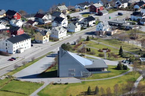 Difor er kyrkja stengt