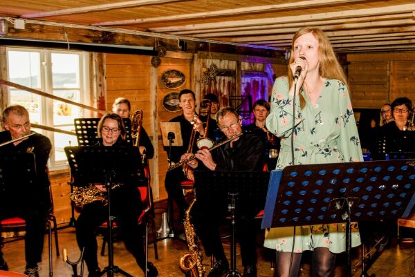 Swingande Fjørejazz