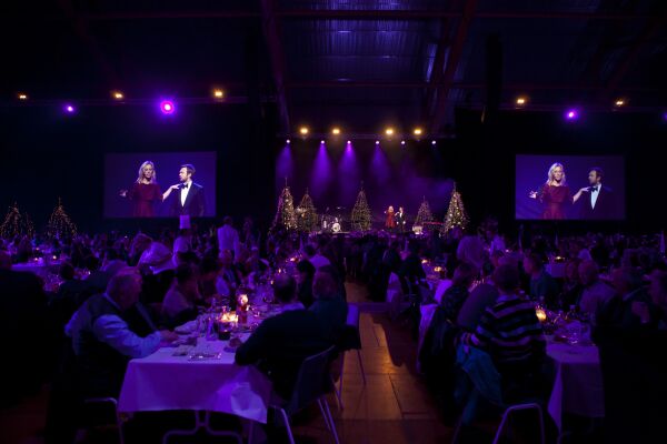 Vard slo på stortromma med julebord