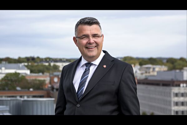 Olje- og energiministeren kjem til Haramsøy