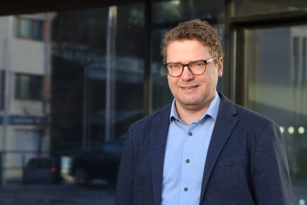 Dei første leiarane er på plass