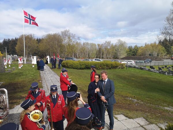 17. mai-feiring frå Harøya