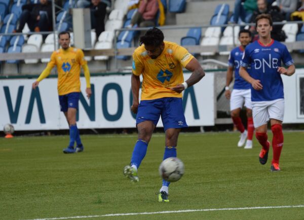 Brattvåg opnar heime mot Bærum