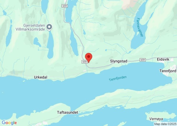 Fredag var det vegarbeid langs Remmefjell--vegen