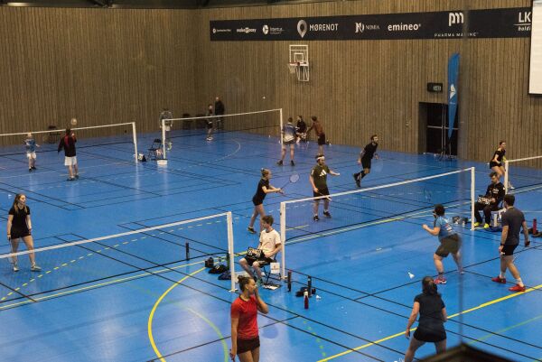 Norborg med KM i badminton og 250 kampar