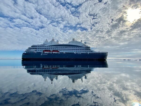 Cruise-isbrytar overlevert frå Søviknes