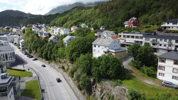 Overførte fondsmidlar til tomtekjøp av badeanlegg