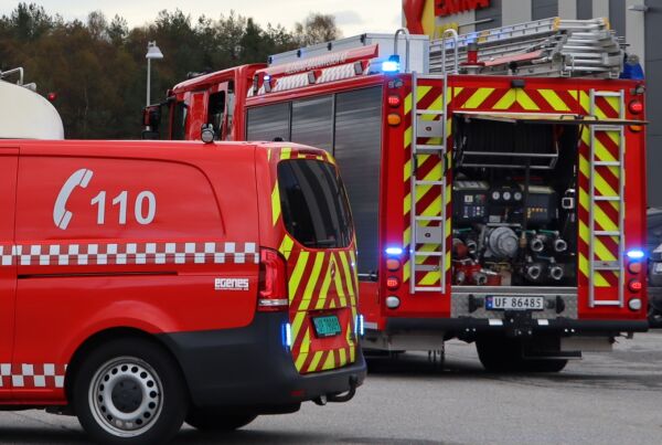 Røyk i sentrum av Vatne