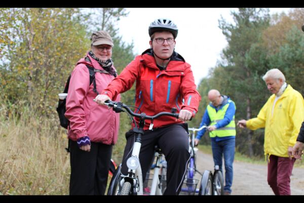 Hektisk aktivitetsdag  i travparken på Vatne