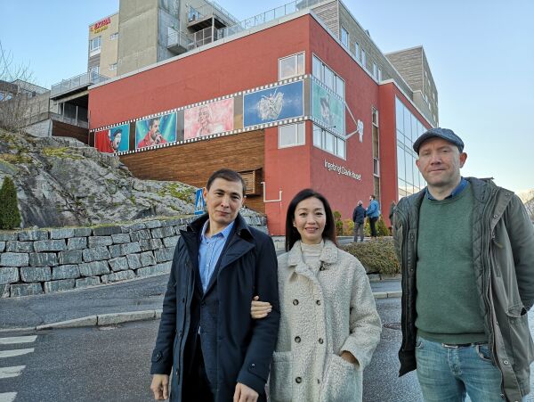 Kulturhuset har endeleg fått sin etterlengta dekor