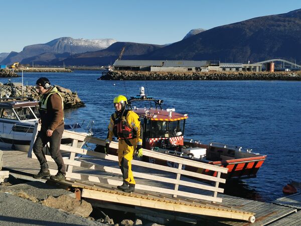 Båt grunn--støytte ved Lepsøy