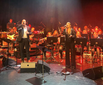 Janitsjaren leverte Broadway-stemning