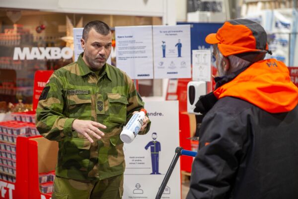 Treff ein soldat på butikken