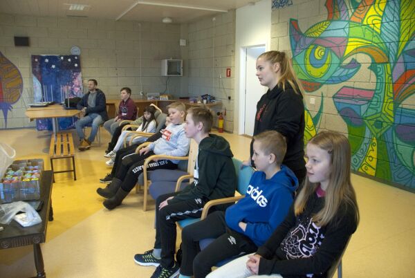 Eksotisk gatekunst ved Søvik skule