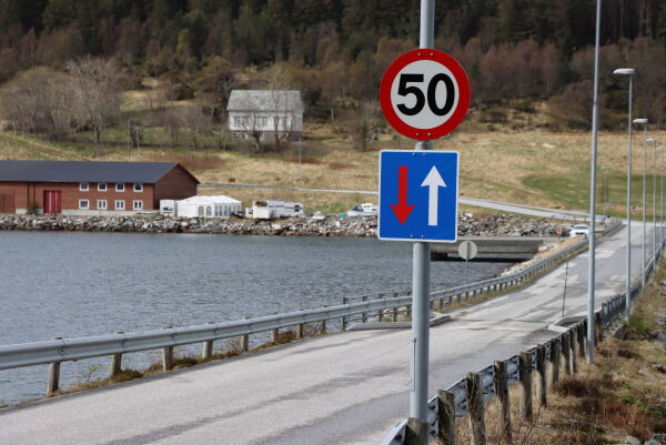 Løysningar for bru vert vurdert i haust