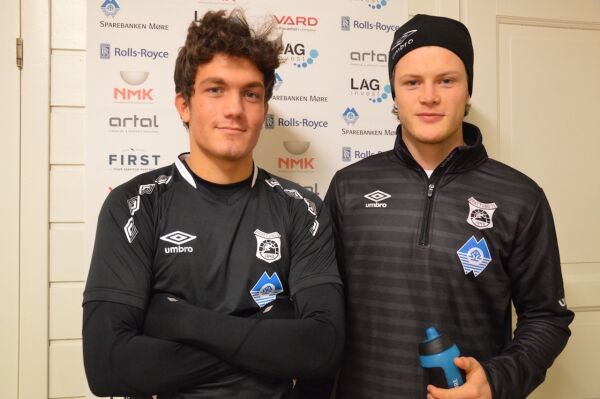 Prøvespelarar mot Hødd