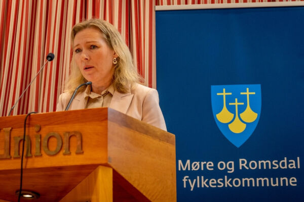 – Vi står i ein veldig krevjande økonomisk situasjon