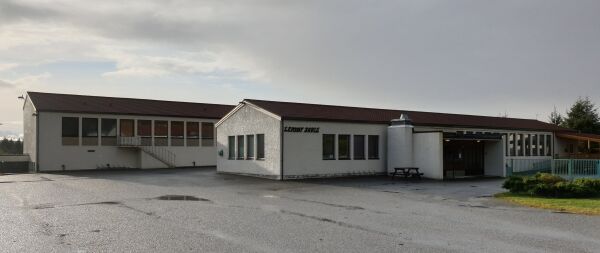 Arbeidsgruppe vil behalde skulane