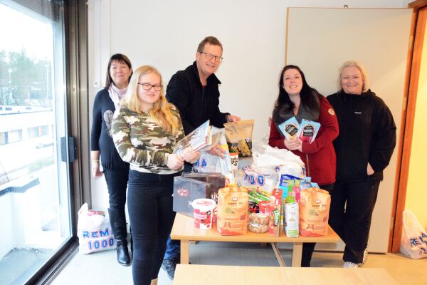 Færre med behov for hjelp til mat og gåver til jul i år
