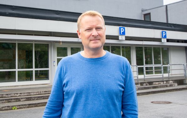 Sluttar som rektor i Brattvåg