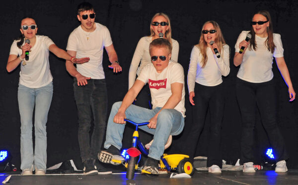 Klare for ABBA-feber i Haramsøy Grand Prix