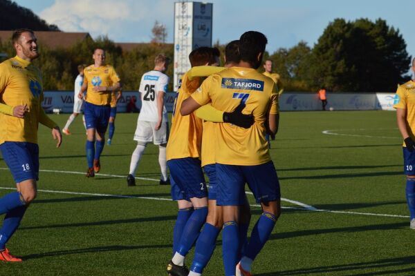 Framtida uviss for halve Brattvåg