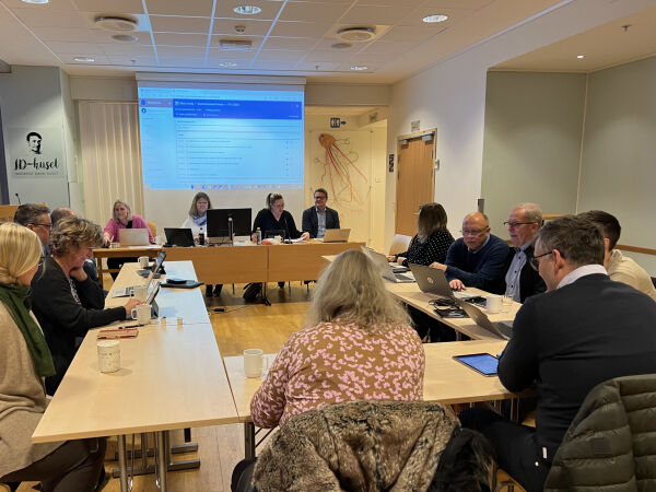 NAV og Longva barnehage på saklista