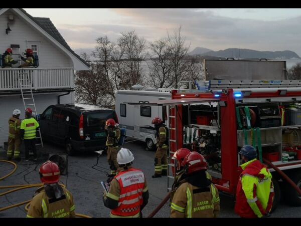 Brann i einebustad i Søvik