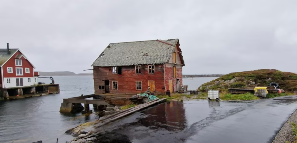 Vil redde sjøbua på Sandøy