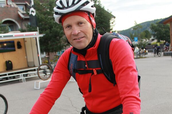 Arne Martin prioriterer Kongen