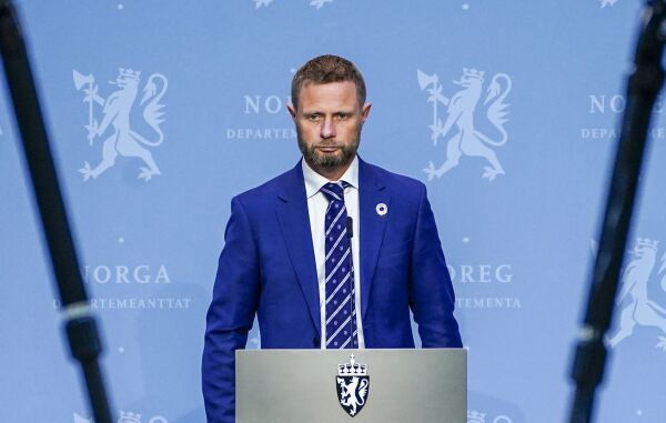 Bremsene på i frykt for ny koronabølgje