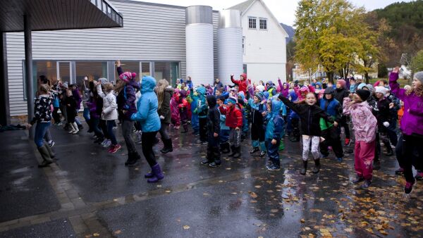 Blei med i regnvêret