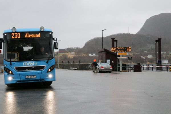 Slik kan ruteendringane for buss, ferje og hurtigbåt bli