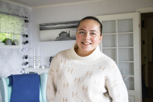 Martine (19) frå Tennfjord blir med i Garden