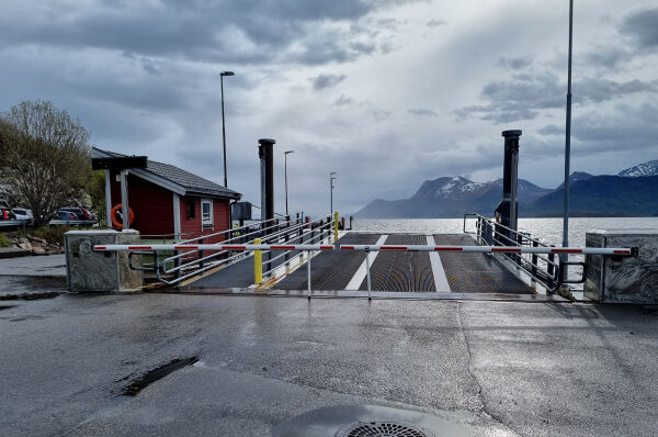 Alle sambanda tilbake i drift