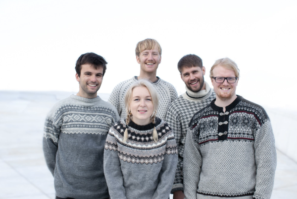 Byr på julestemning på klingande sunnmørsk