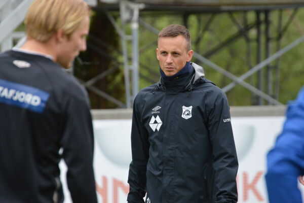 Emil er den nye fotballskule-sjefen