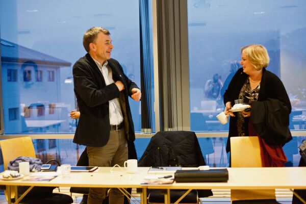 Pruta opp politikarløna