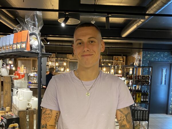 Fotball til kroppen seier stopp
