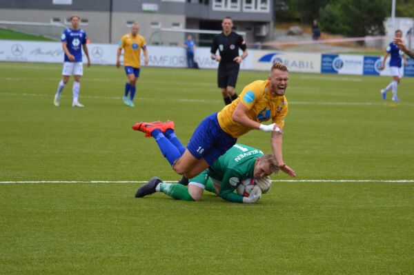 Håkon Leine god butikk for Brattvåg