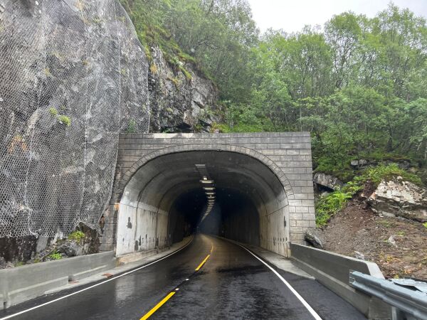 Vegarbeid i tunnelane måndag