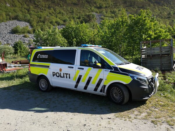 Mann meldt og innbrakt av politiet på Haramsøya