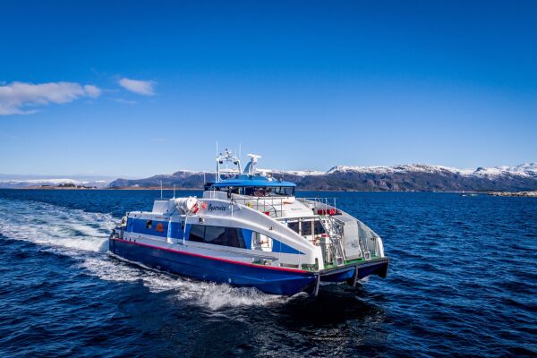 Hurtigbåtruten til Hamnsund og Store-Kalvøy