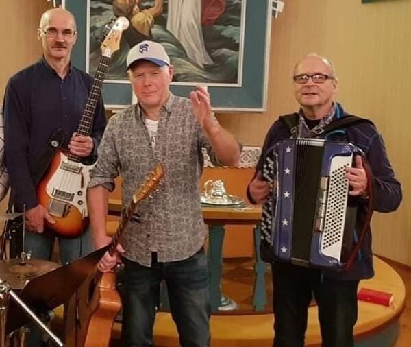 Første formiddagstreff med konsert