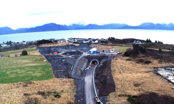 Tunnelstein frå Nordøyvegen til IP Huse