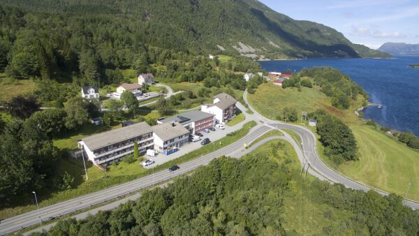 Vil selje sjukeheimen 1,8 millionar kroner under takst