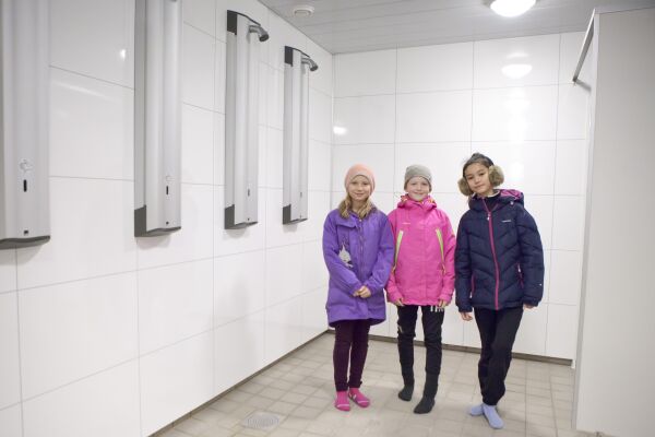 Kan endeleg dusje på skulen